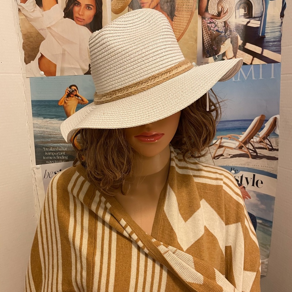 Hat and throw